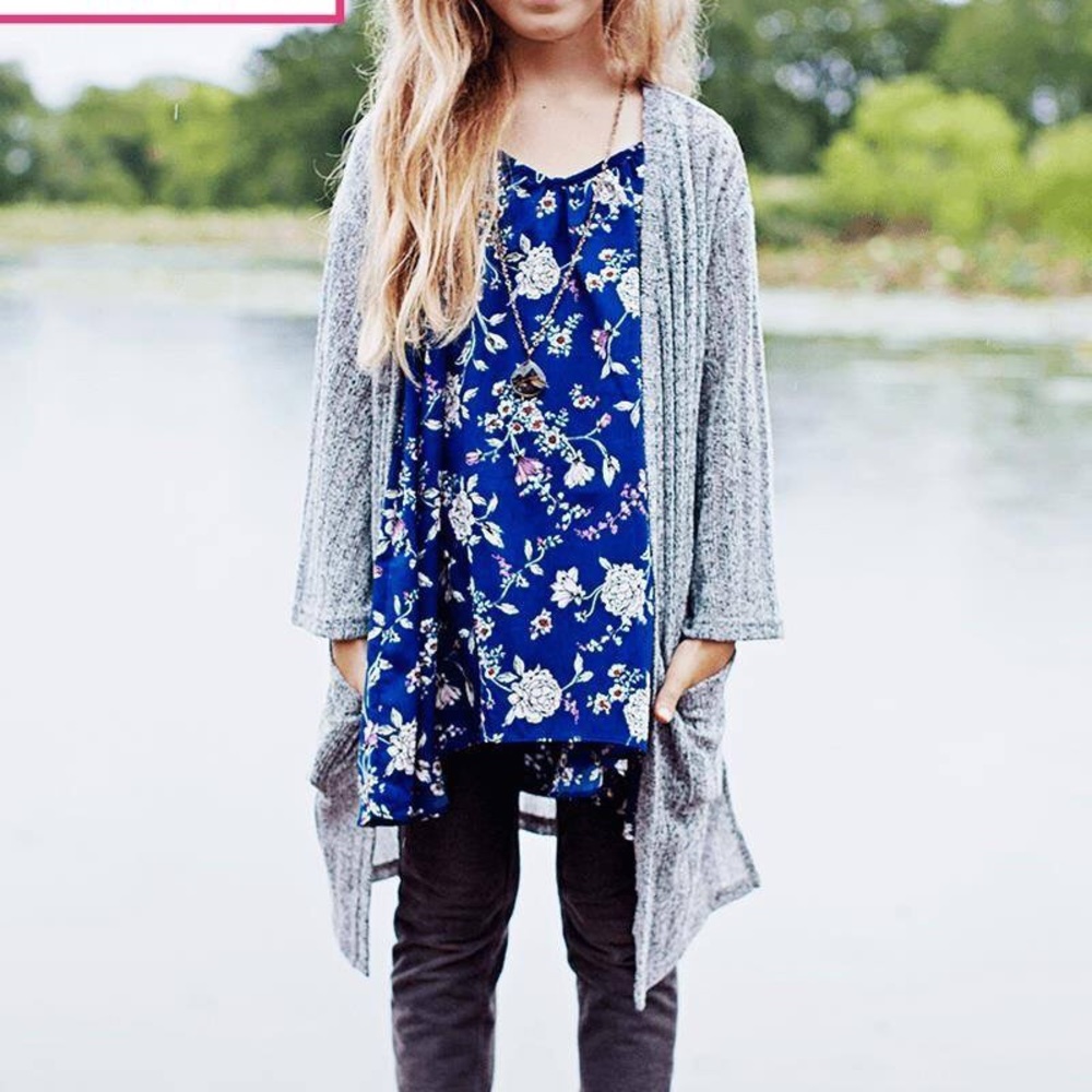 BOBBI POCKET CARDIGAN